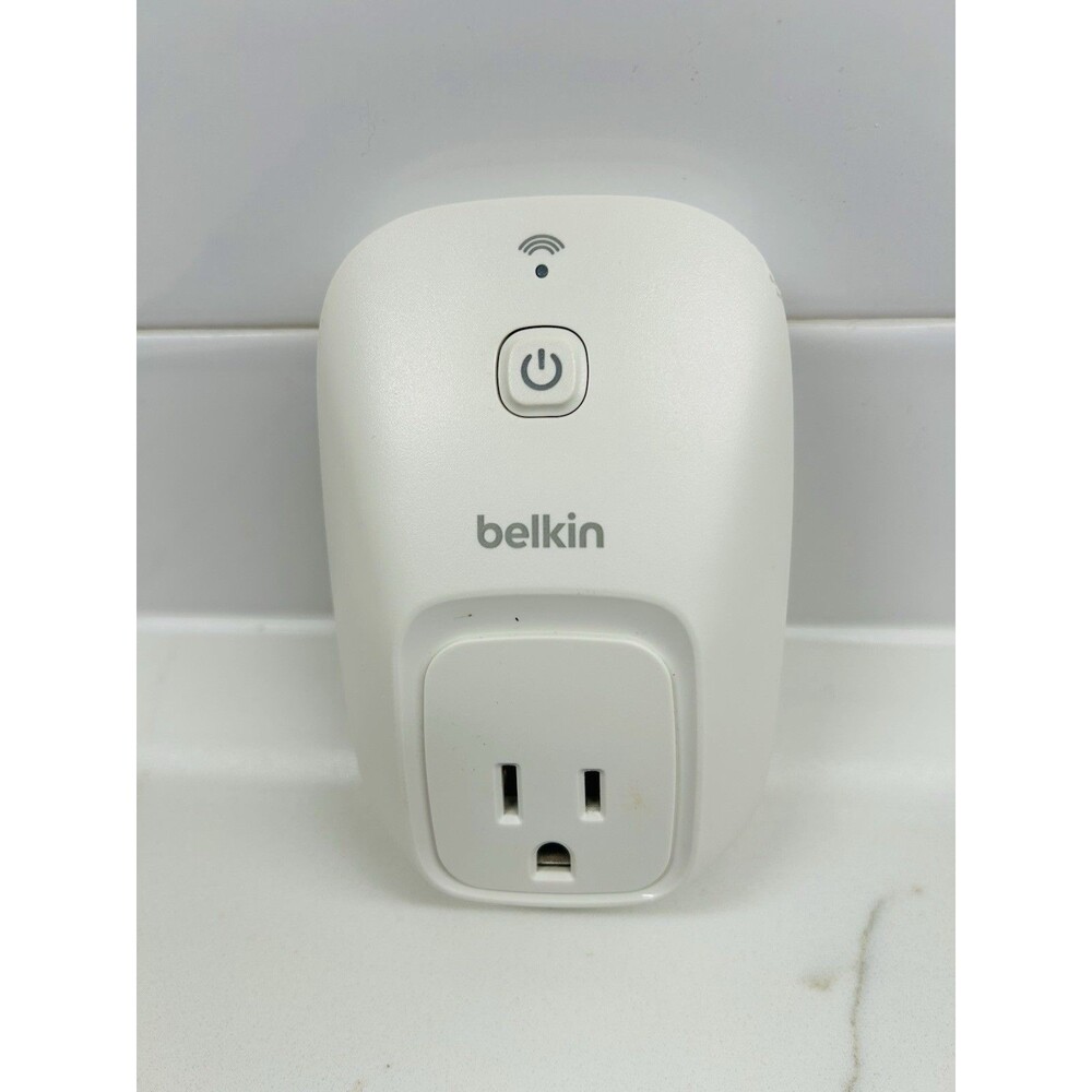 Belkin Wemo F7C027 Wi-Fi Smart Switch Alexa Google HomeKit Use with App remote